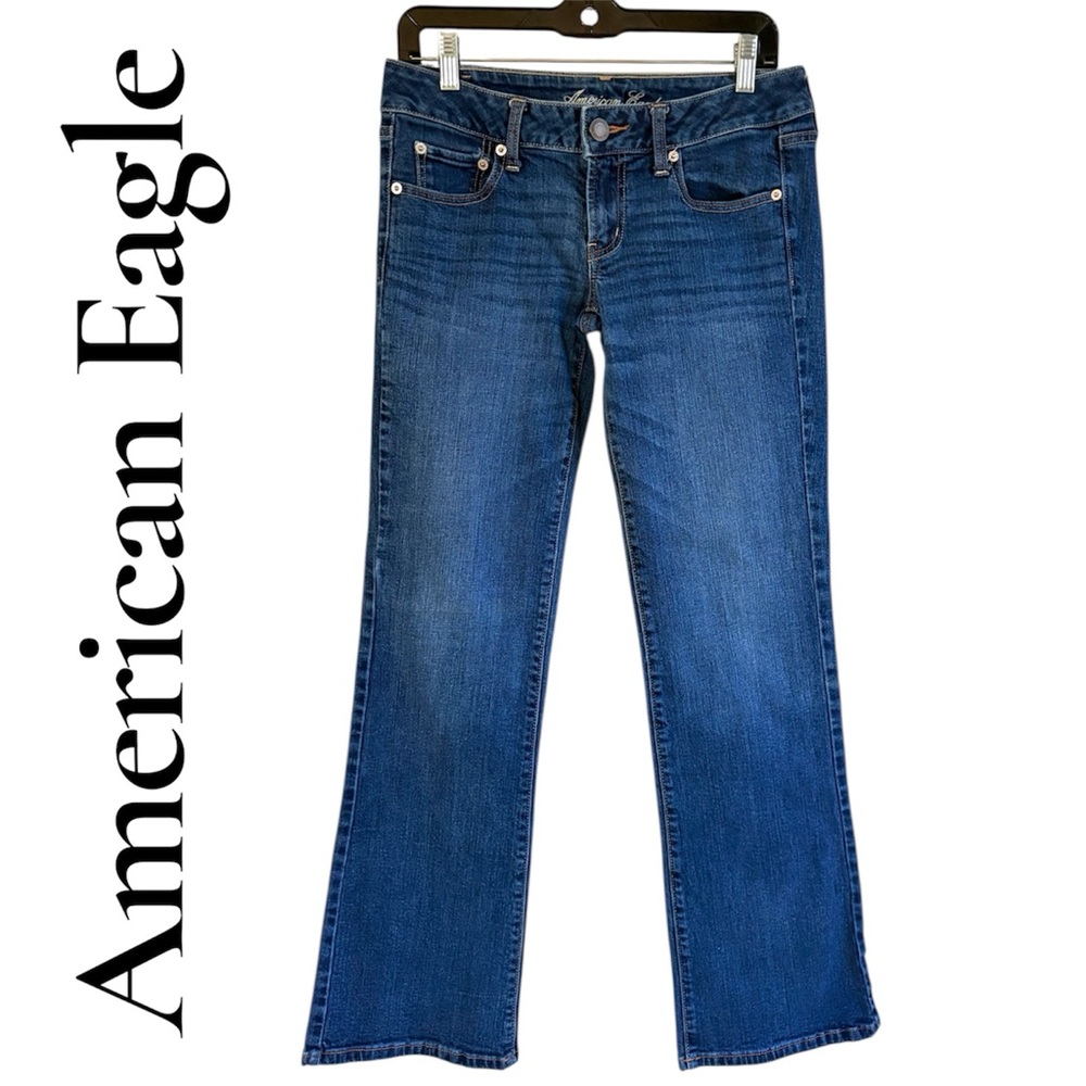American Eagle Outfitters ‘Favorite Boyfriend’ jeans. Size 6 long. EUC! Like new